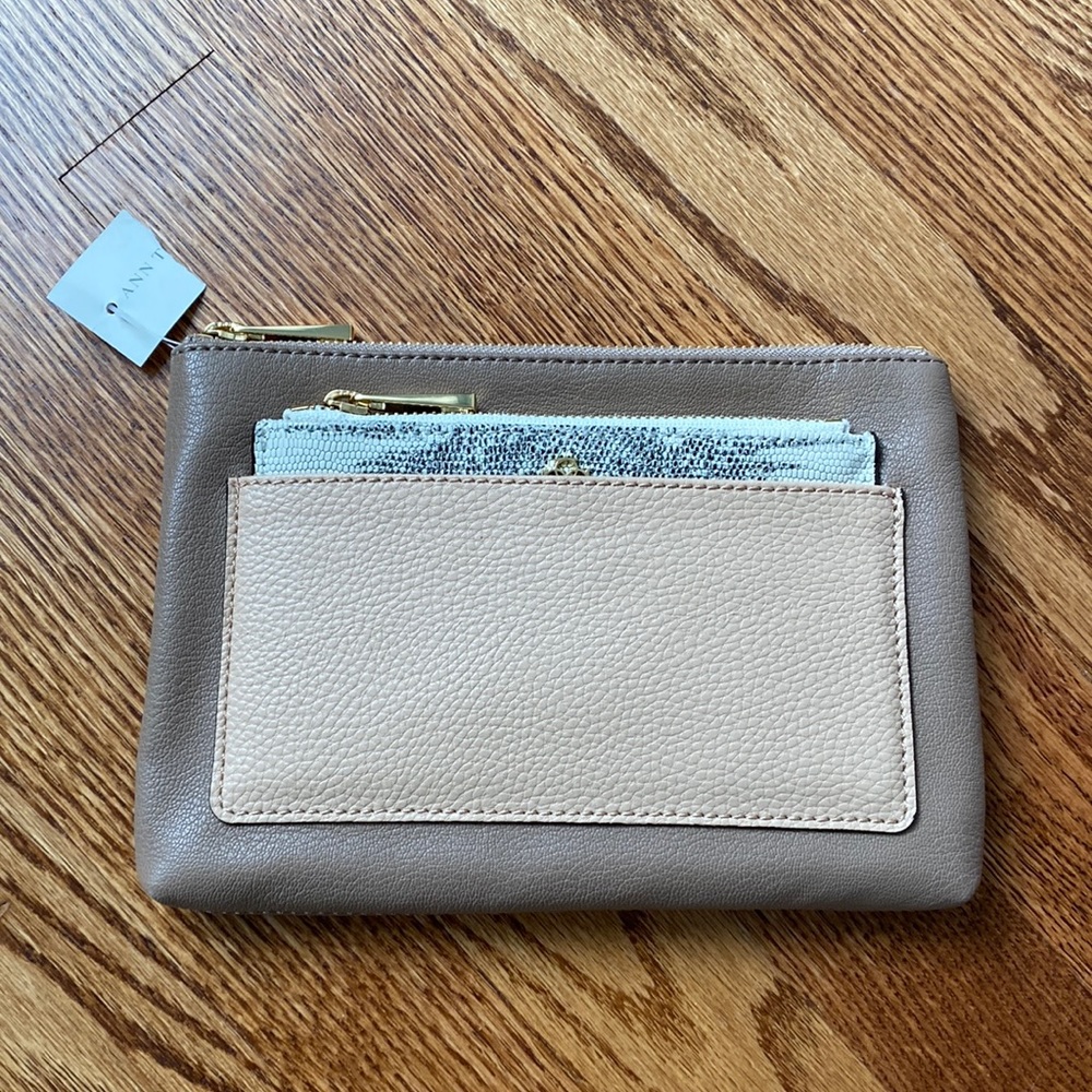 Ann Taylor Two-Piece Zip Neutral Clutch